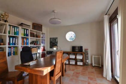 dd9792aa5c81624d3e67fe8019fb7ab8 - 37