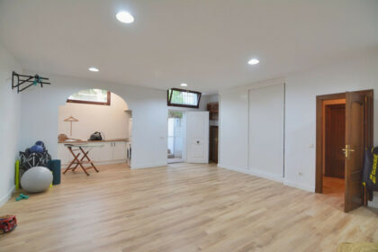 dd9792aa5c81624d3e67fe8019fb7ab8 - 45