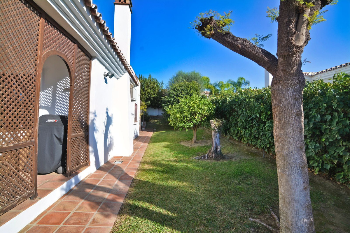 dd9792aa5c81624d3e67fe8019fb7ab8 - 55