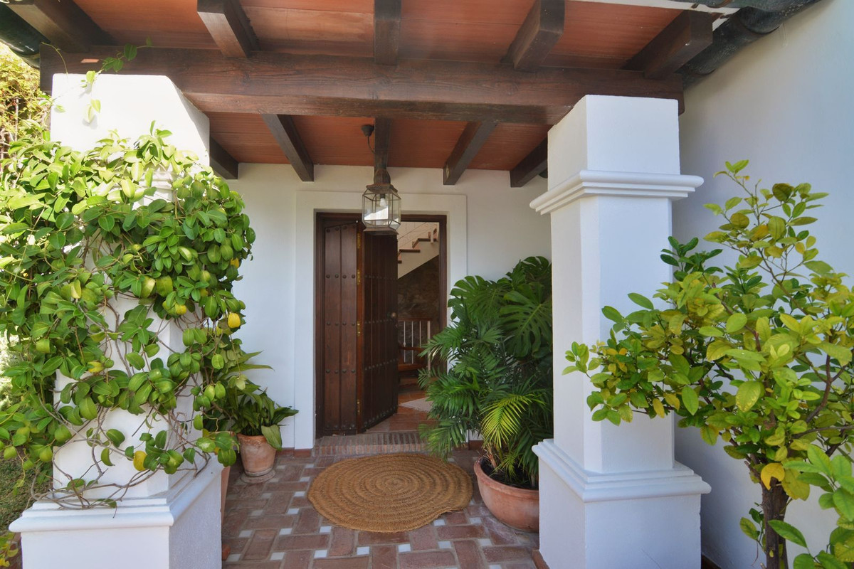 dd9792aa5c81624d3e67fe8019fb7ab8 - 56