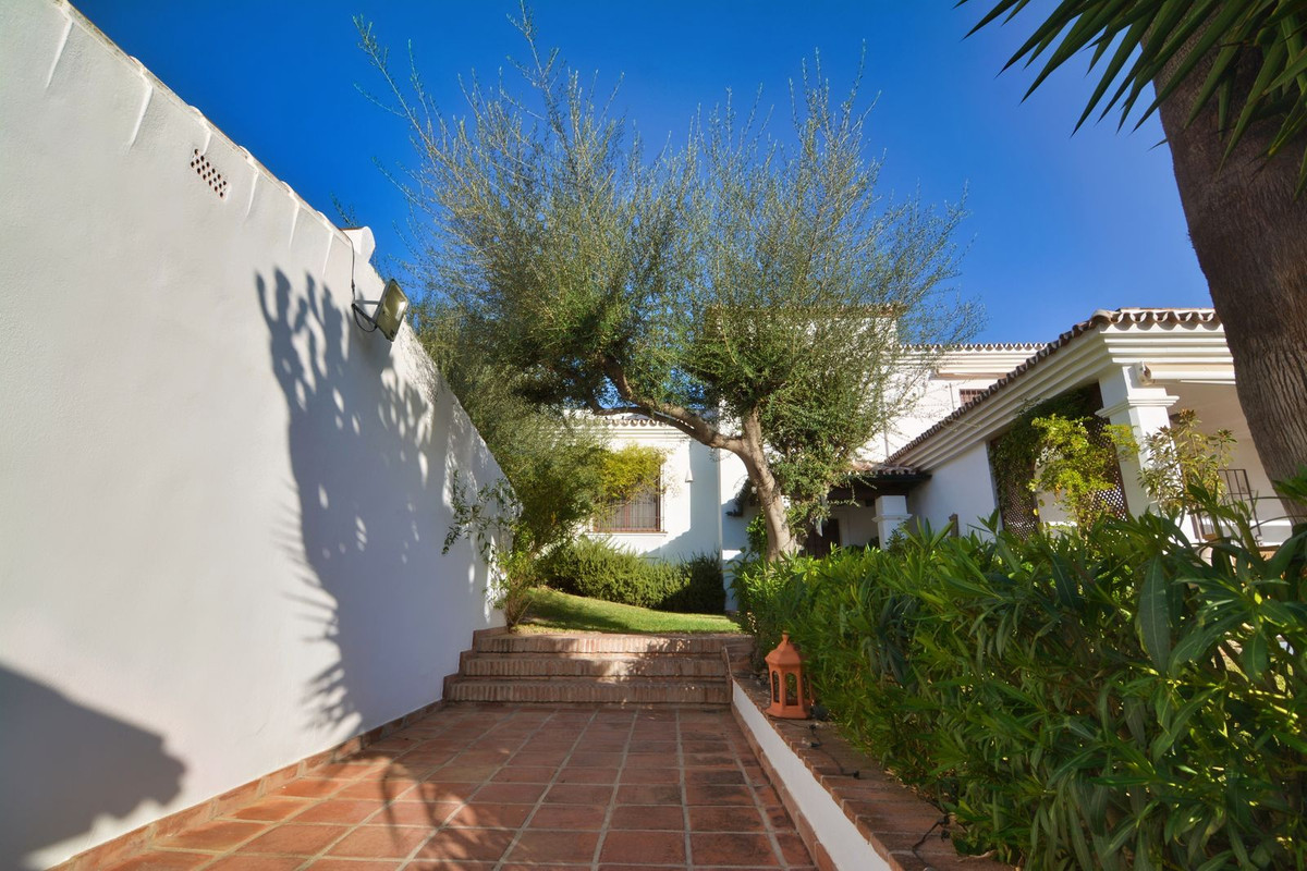 dd9792aa5c81624d3e67fe8019fb7ab8 - 61