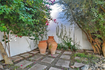 dd9792aa5c81624d3e67fe8019fb7ab8 - 63