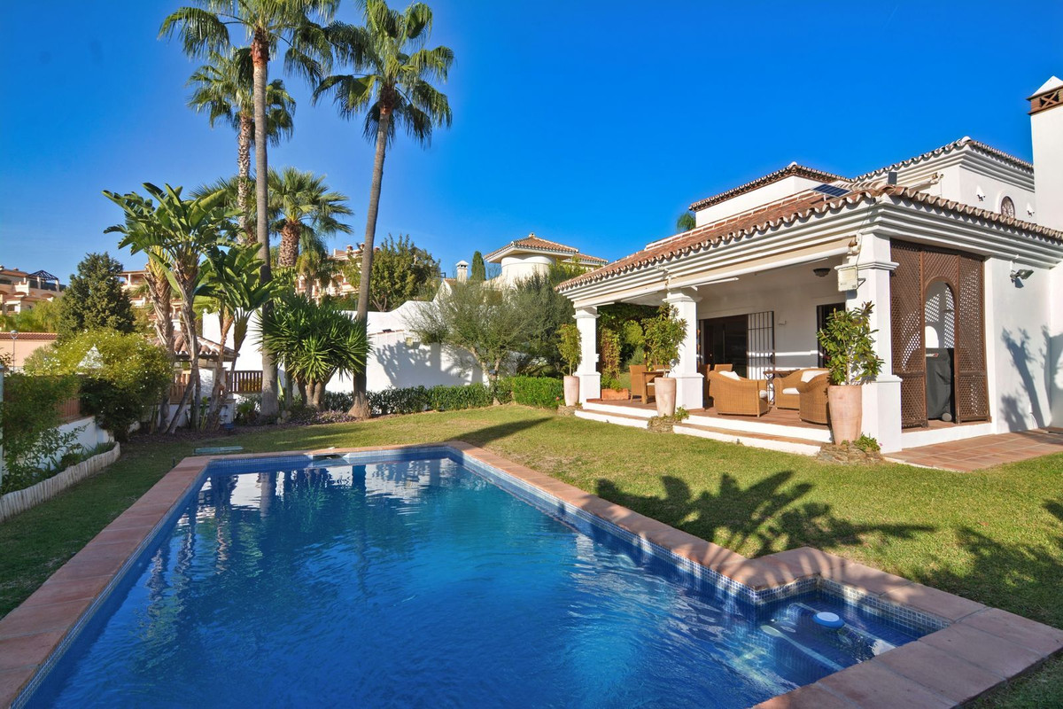 dd9792aa5c81624d3e67fe8019fb7ab8 - 67