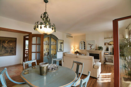 dd9792aa5c81624d3e67fe8019fb7ab8 - 9