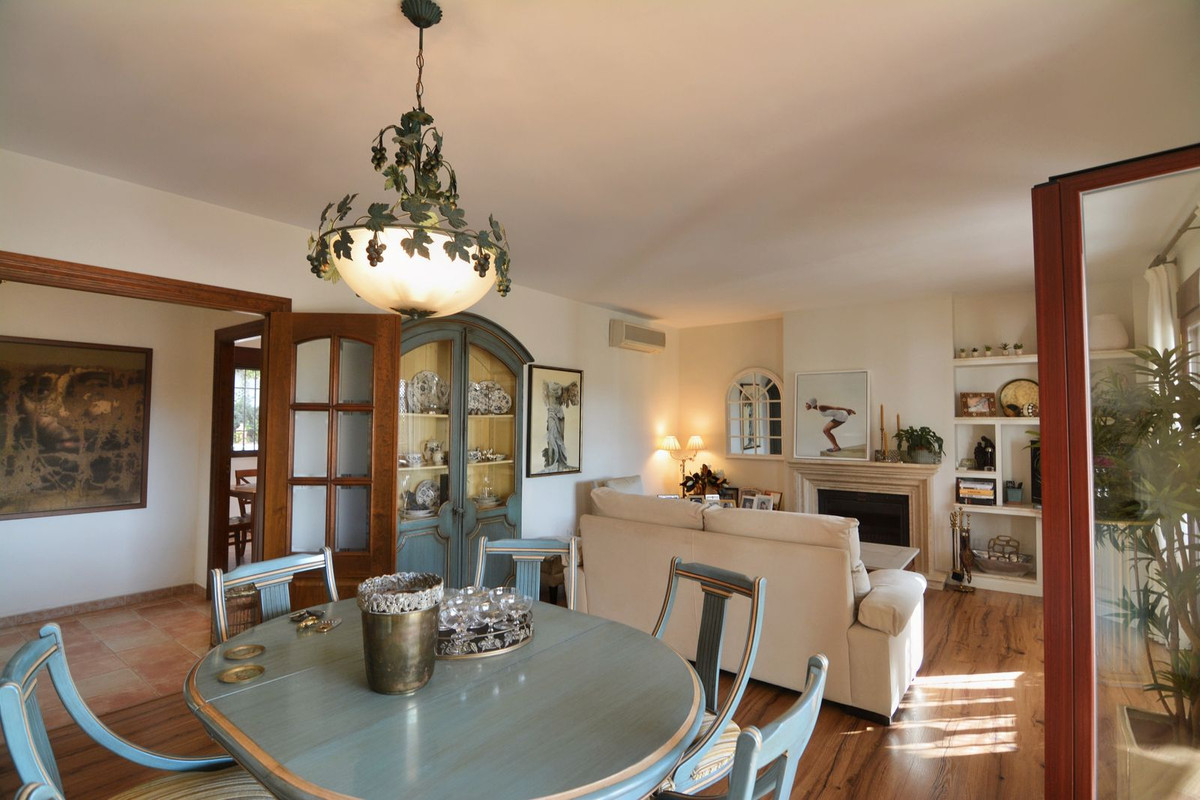 dd9792aa5c81624d3e67fe8019fb7ab8 - 9