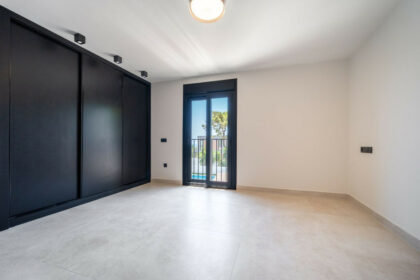 ddc26f61a7404c0e2159b1c5c602e1a2 - 31