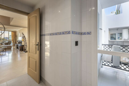 de5e36758288906b6ce68822a5ed18fb - 31