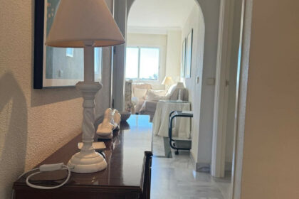 df3077e6d72e43e1809de1f3eda5c648 - 10