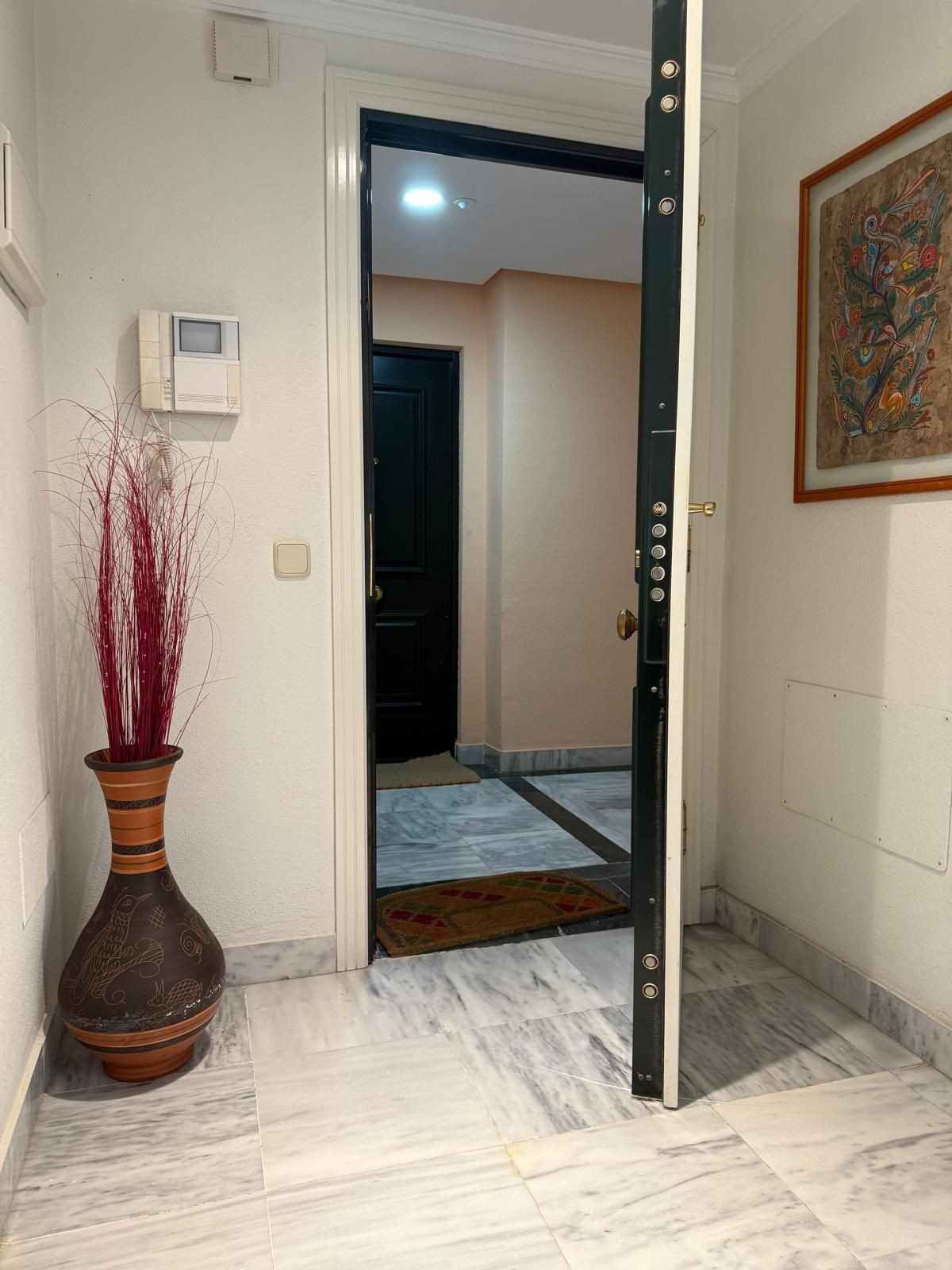 df3077e6d72e43e1809de1f3eda5c648 - 12