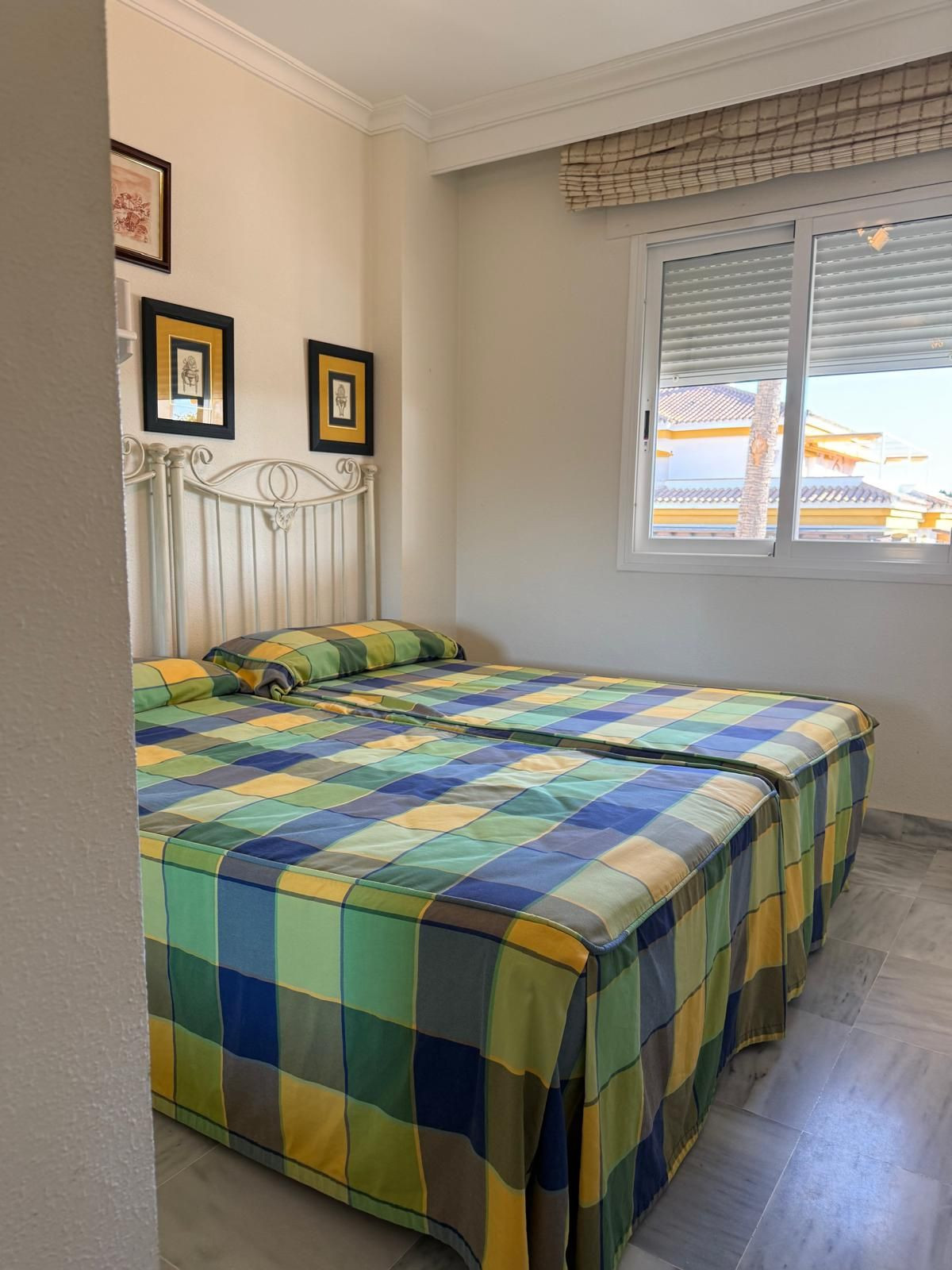 df3077e6d72e43e1809de1f3eda5c648 - 6