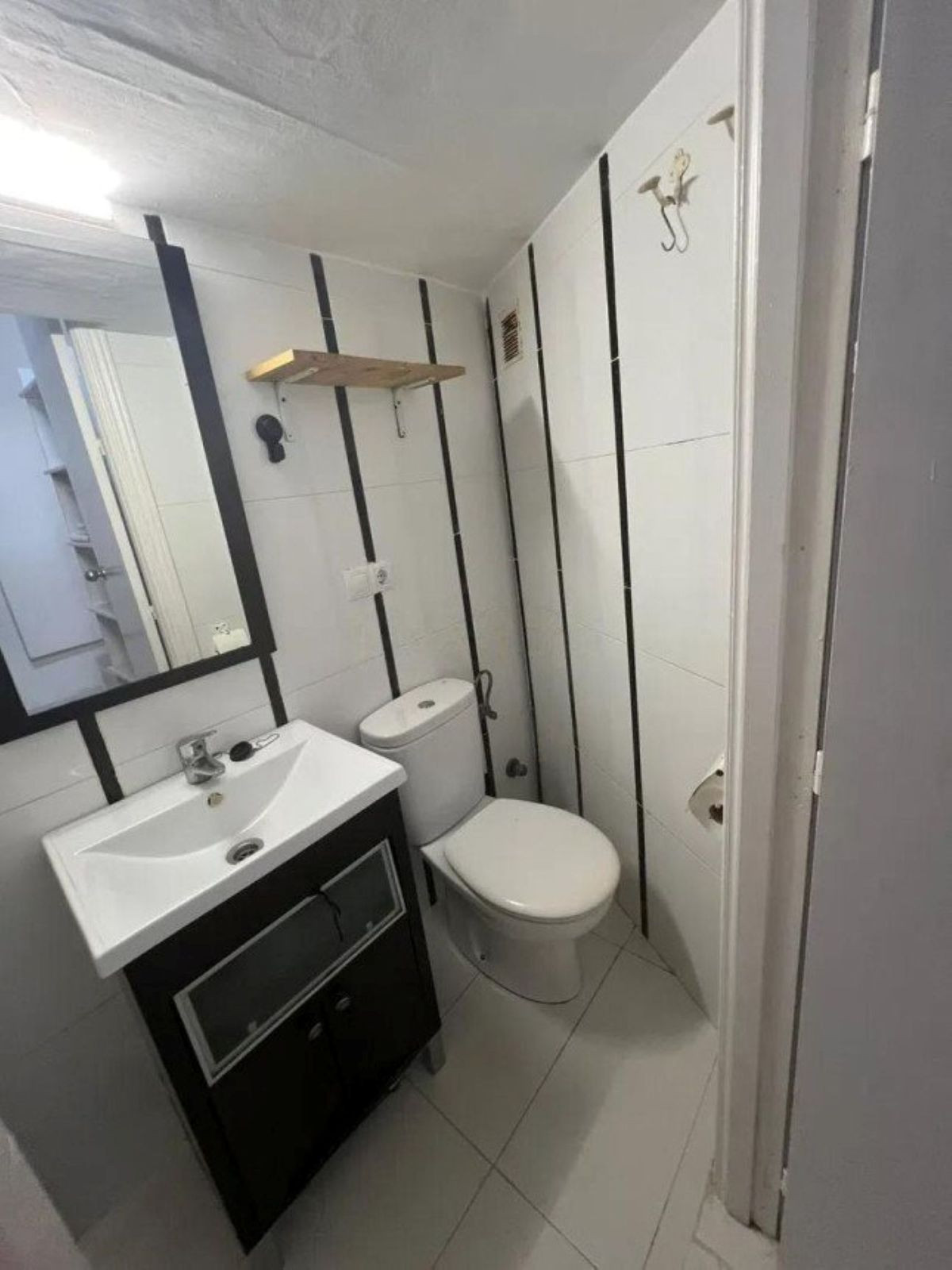 dfae96ac7fa853e0e52389fc85209034 - 12