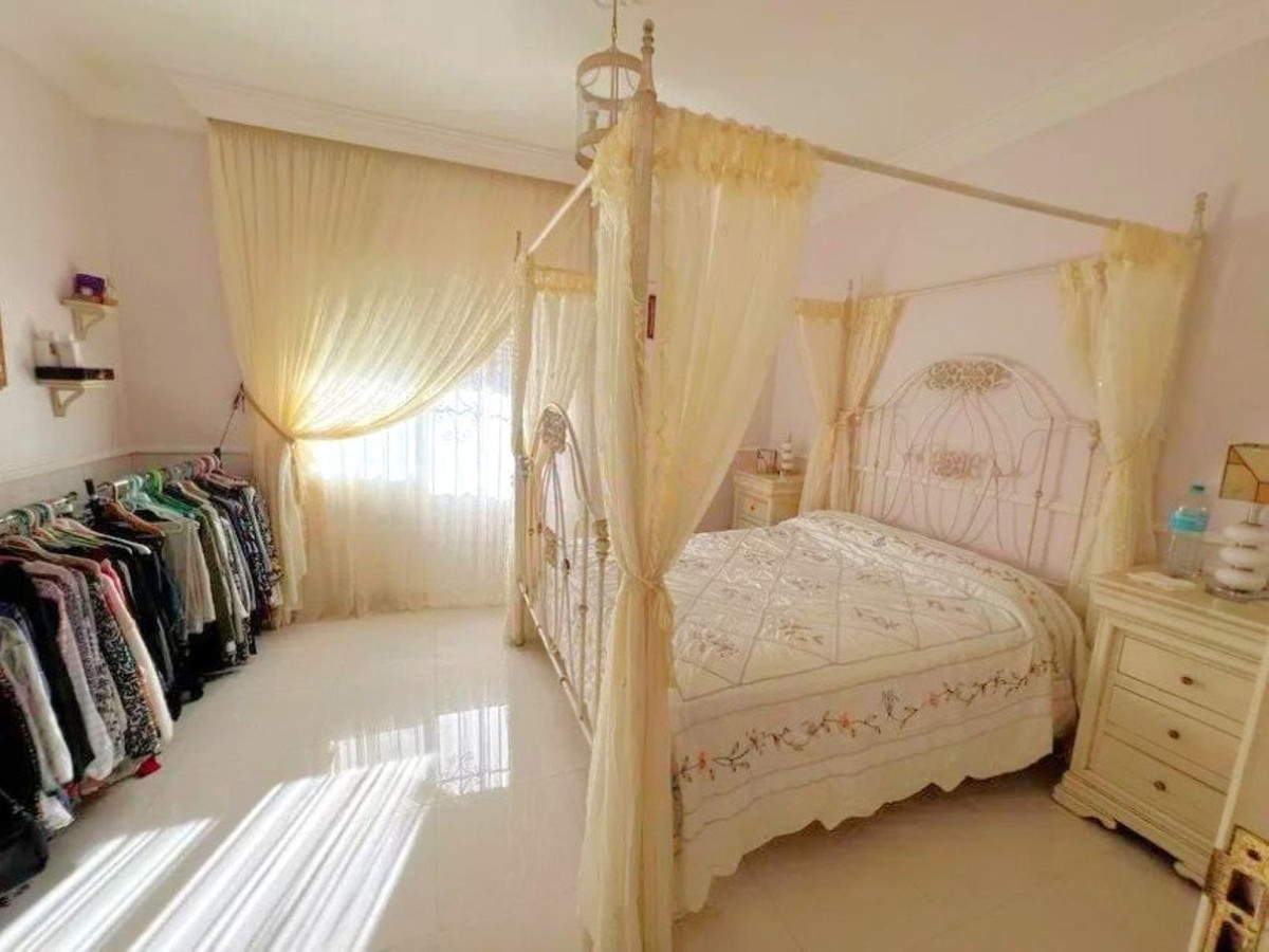 dfae96ac7fa853e0e52389fc85209034 - 6