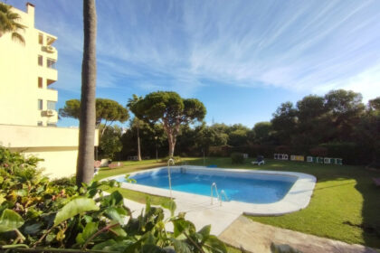 dfd03339ea50ea8cfed181b30515f0f5 - 26