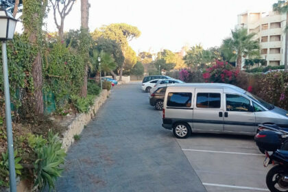 dfd03339ea50ea8cfed181b30515f0f5 - 28