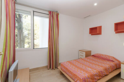 e0f7db29da66fb09db57e1479ac13beb - 10