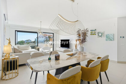 e1288bf7535e01768ed88f6a611e84e1 - 14