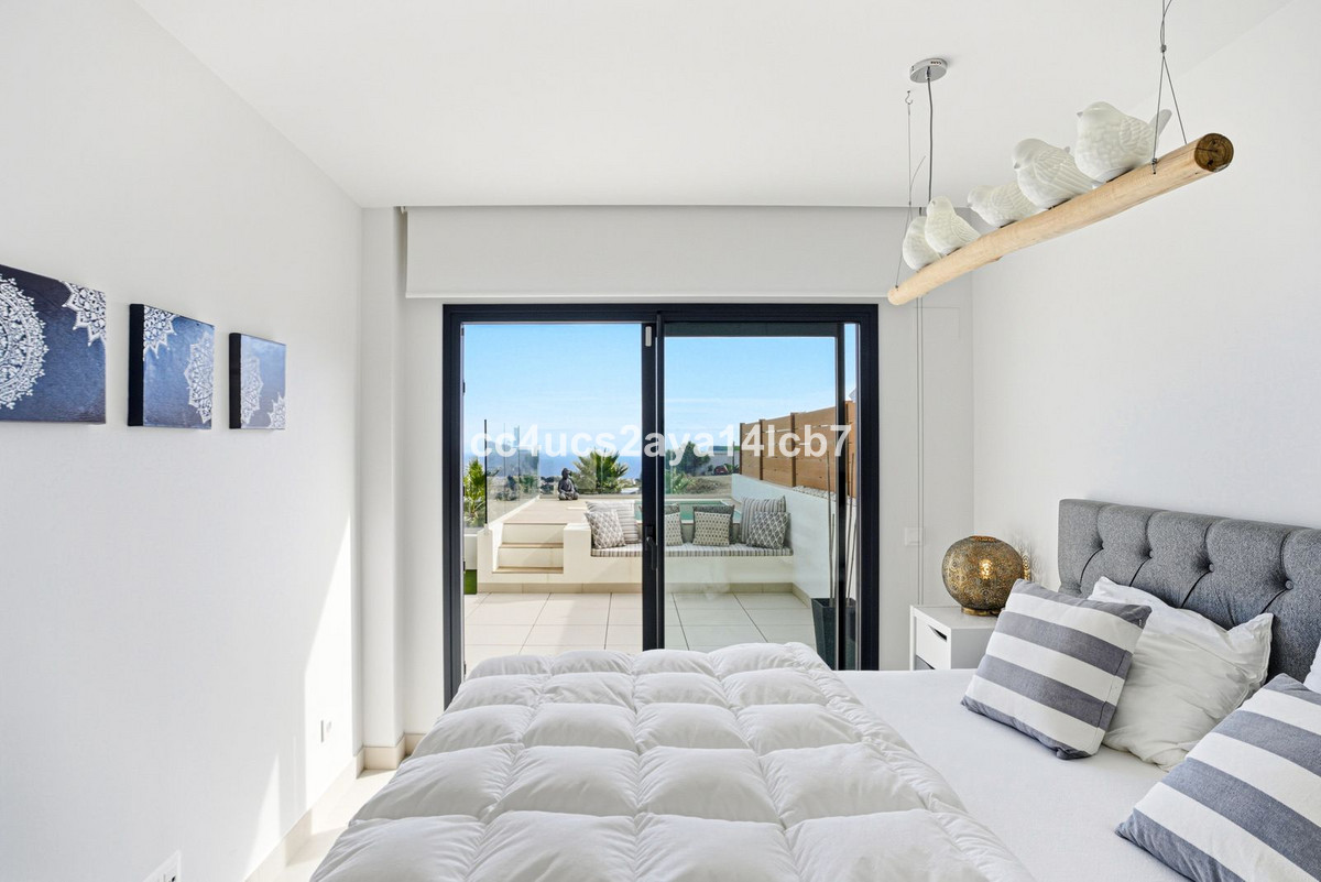 e1288bf7535e01768ed88f6a611e84e1 - 18