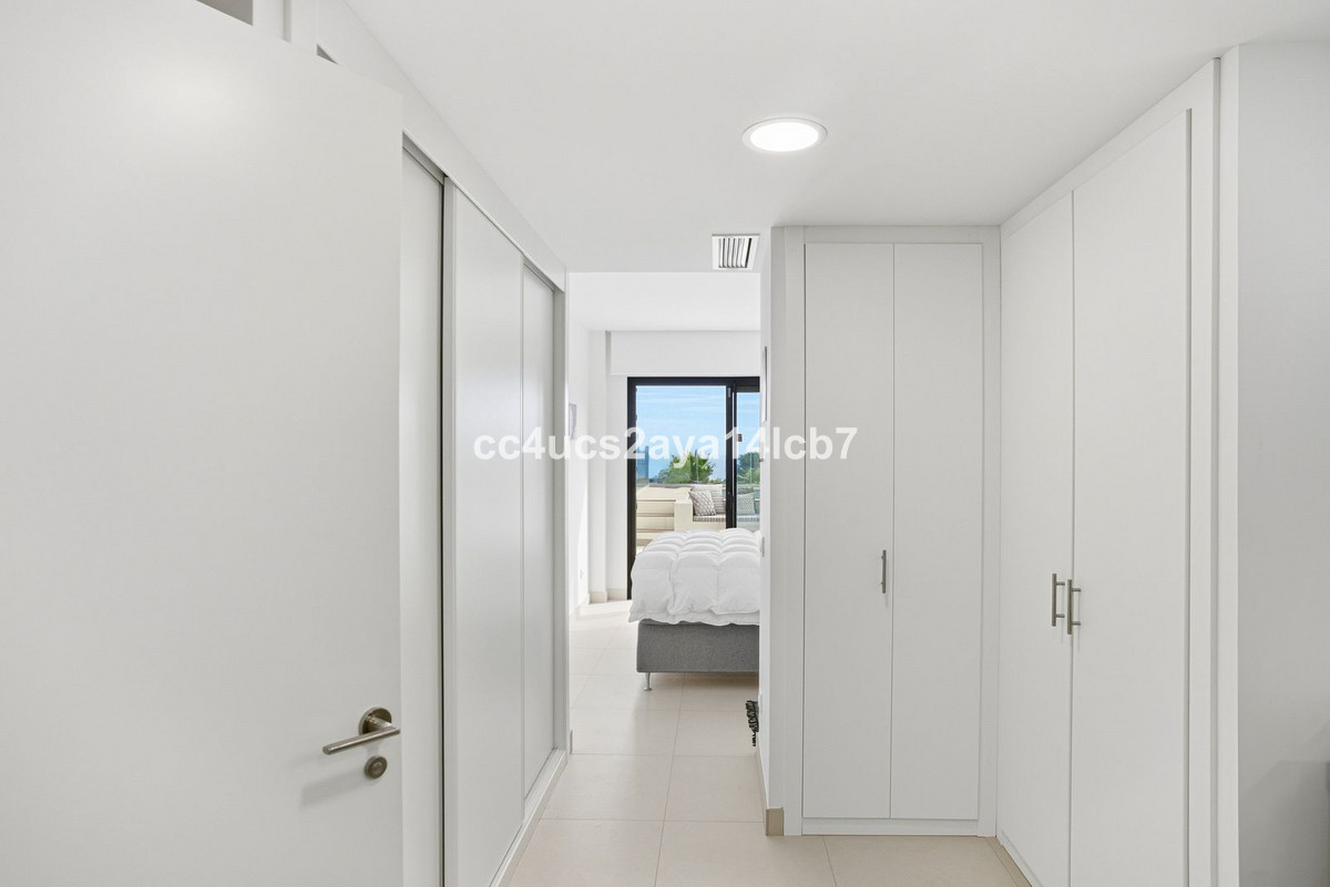 e1288bf7535e01768ed88f6a611e84e1 - 33