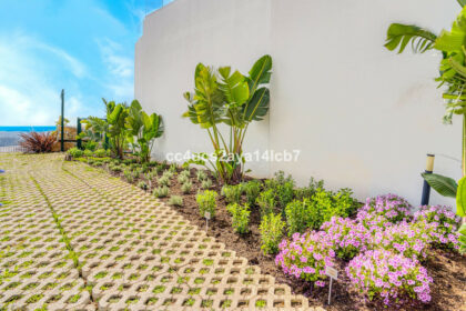 e1288bf7535e01768ed88f6a611e84e1 - 51