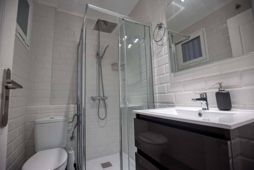 e16f64797500e30b36c86bee9bb2a31e - 7