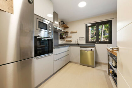 e1ef14059210b332cd004ad3b2be571e - 6