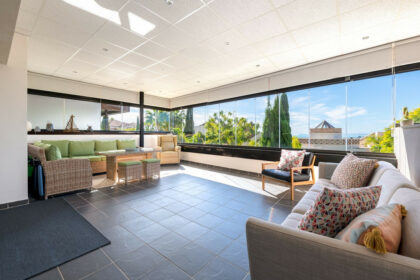 e1ef14059210b332cd004ad3b2be571e - 8