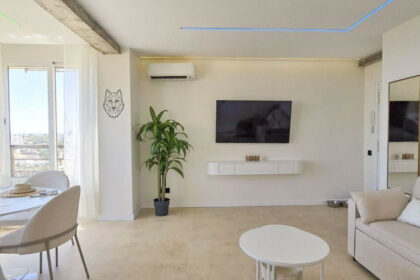 e26a18fb8cf884d0fe4dc2af72c8e83e - 11