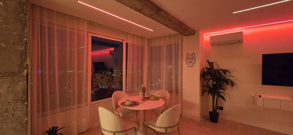 e26a18fb8cf884d0fe4dc2af72c8e83e - 12