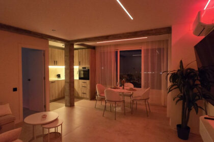 e26a18fb8cf884d0fe4dc2af72c8e83e - 14