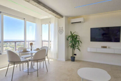 e26a18fb8cf884d0fe4dc2af72c8e83e - 15