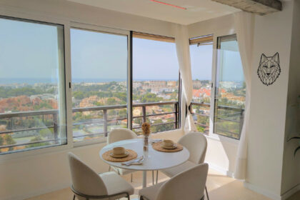 e26a18fb8cf884d0fe4dc2af72c8e83e - 21