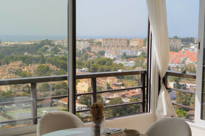 e26a18fb8cf884d0fe4dc2af72c8e83e - 22