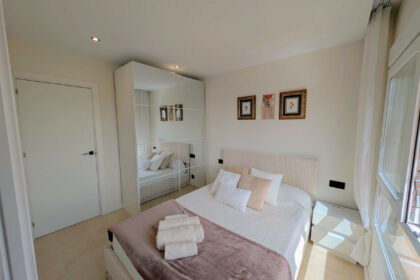 e26a18fb8cf884d0fe4dc2af72c8e83e - 31