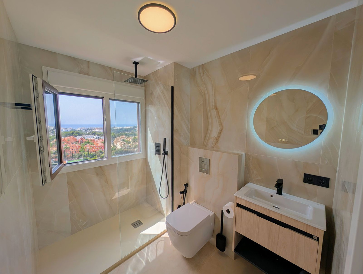 e26a18fb8cf884d0fe4dc2af72c8e83e - 35