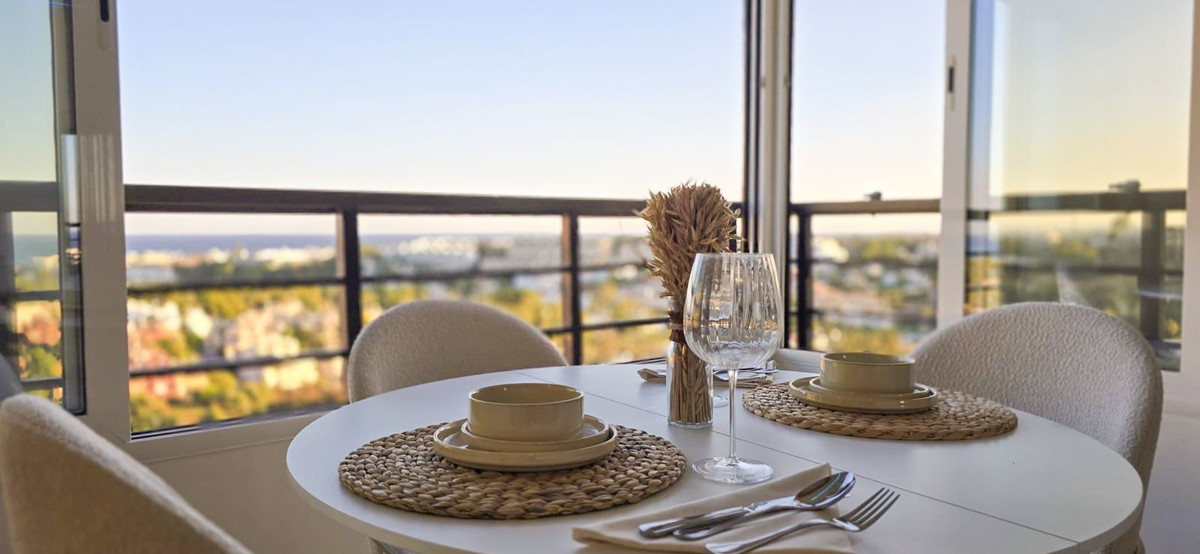 e26a18fb8cf884d0fe4dc2af72c8e83e - 4