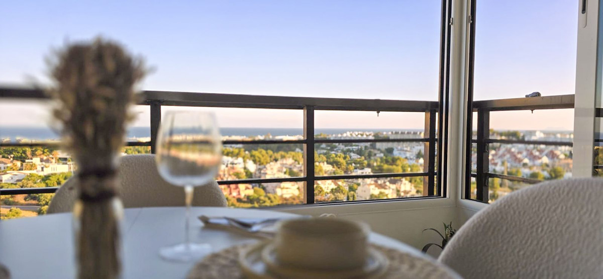 e26a18fb8cf884d0fe4dc2af72c8e83e - 43