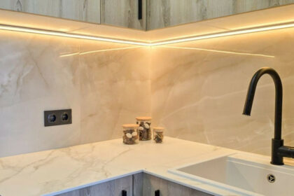 e26a18fb8cf884d0fe4dc2af72c8e83e - 44