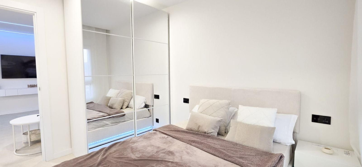 e26a18fb8cf884d0fe4dc2af72c8e83e - 45