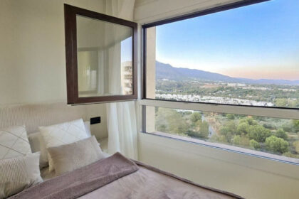 e26a18fb8cf884d0fe4dc2af72c8e83e - 46