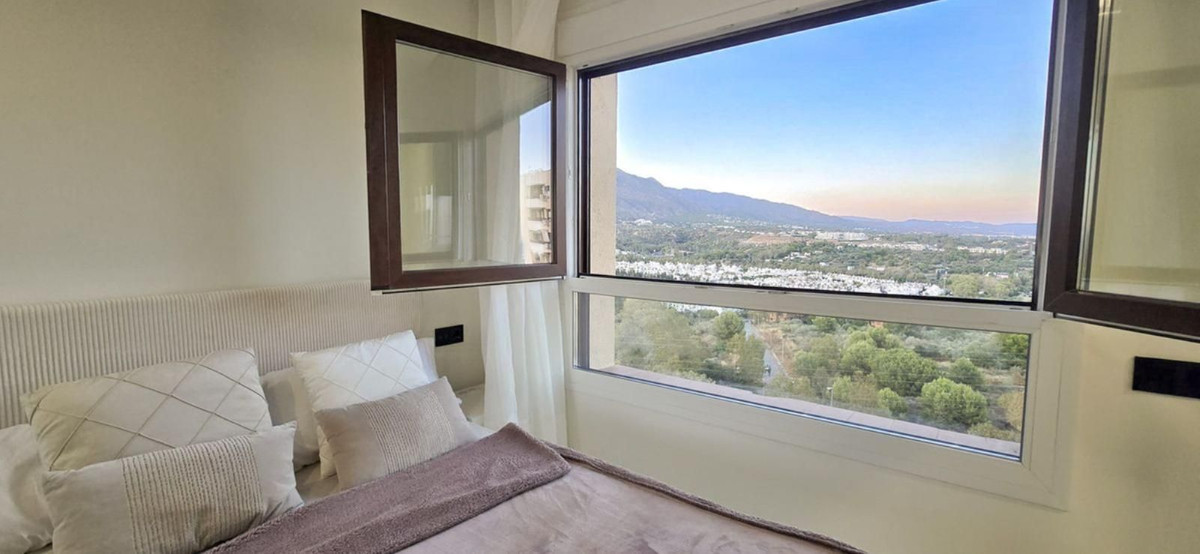 e26a18fb8cf884d0fe4dc2af72c8e83e - 46