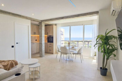 e26a18fb8cf884d0fe4dc2af72c8e83e - 6