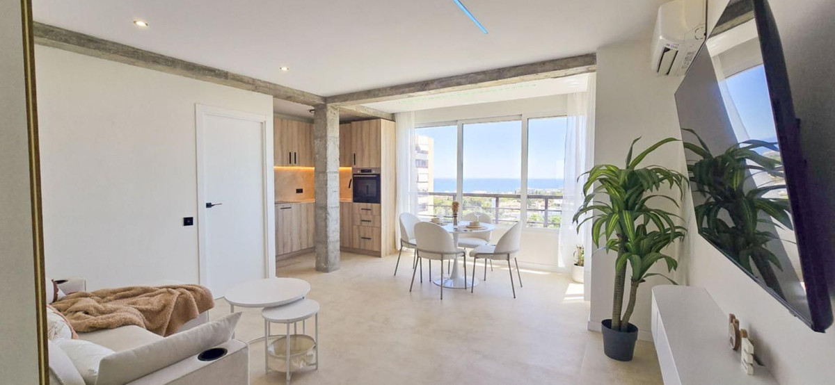 e26a18fb8cf884d0fe4dc2af72c8e83e - 6