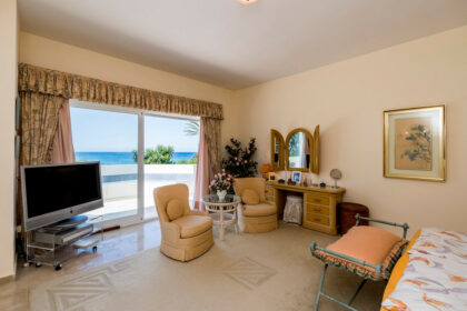 e26c9b3615225d7c816b84b29e22df08 - 19