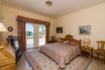 e26c9b3615225d7c816b84b29e22df08 - 25