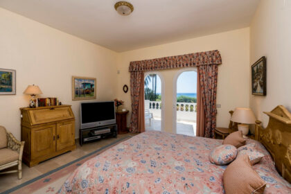 e26c9b3615225d7c816b84b29e22df08 - 26