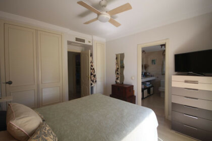 e2a3cd1406b0b27c97c9fb15efdb9220 - 21