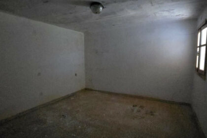 e38b541d518dcd005b757a5049634e8d - 12