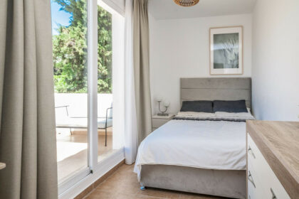 e3b020c8b8f6cba5563b7282a5d12f16 - 16