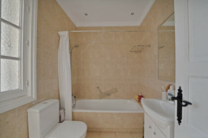 e3b5b4f7d7f526dae3891c63ca991dda - 26