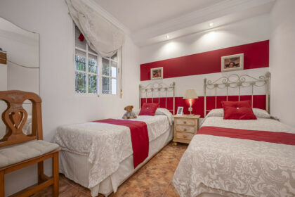 e41386521e8ac3f9a2bcf6771bb29840 - 19